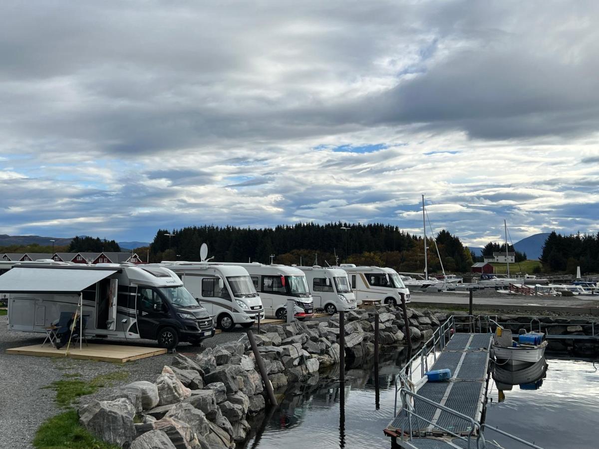 Bud Camping Eksteriør billede